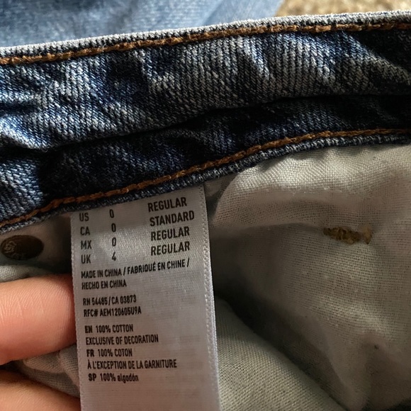 AE mom jeans - Picture 3 of 3